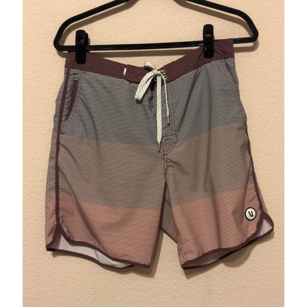 Vuori Mens Board Shorts Burgundy Ombre Striped Swim Trunks Sz 32 Medium Pockets